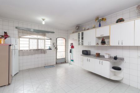 Casa à venda com 321m², 6 quartos e 5 vagas Casa à venda com 321m², 6 quartos e 5 vagasCozinha