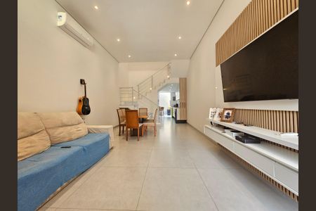 Sala de casa para alugar com 3 quartos, 130m² em Santo Amaro, São Paulo