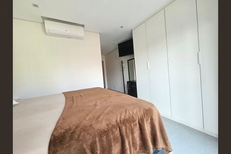 Suíte 1 de casa para alugar com 3 quartos, 130m² em Santo Amaro, São Paulo