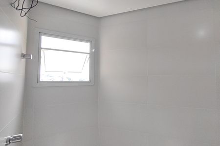 Apartamento à venda com 97m², 3 quartos e 2 vagas Apartamento à venda com 97m², 3 quartos e 2 vagasBanheiro da Suíte