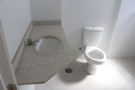 Apartamento à venda com 97m², 3 quartos e 2 vagasBanheiro da Suíte