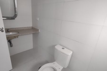 Apartamento à venda com 80m², 3 quartos e 2 vagas Apartamento à venda com 80m², 3 quartos e 2 vagasBanheiro da Suíte