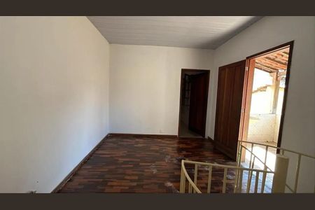 Casa para alugar com 2 quartos, 75m² em Carlos Prates, Belo Horizonte