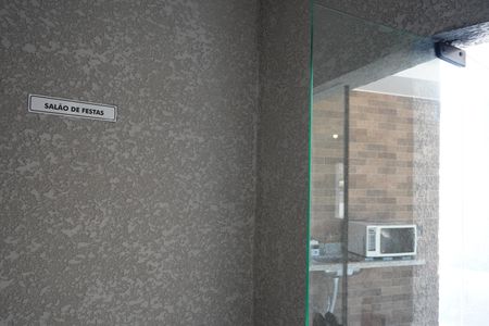 Apartamento à venda com 38m², 1 quarto e sem vagaÁrea comum - Salão de festas