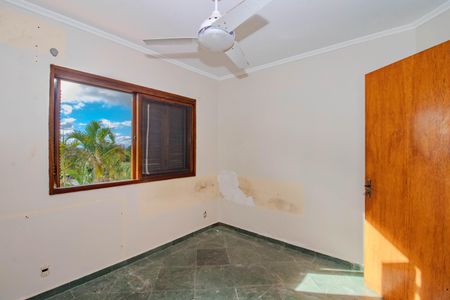 Casa para alugar com 216m², 5 quartos e 3 vagas Casa para alugar com 216m², 5 quartos e 3 vagasQuarto 3