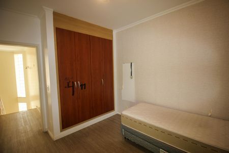 Casa de condomínio para alugar com 380m², 4 quartos e 4 vagas