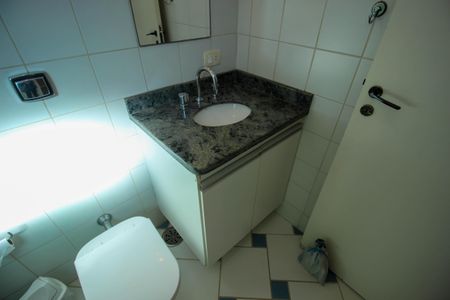 Casa de condomínio para alugar com 380m², 4 quartos e 4 vagas