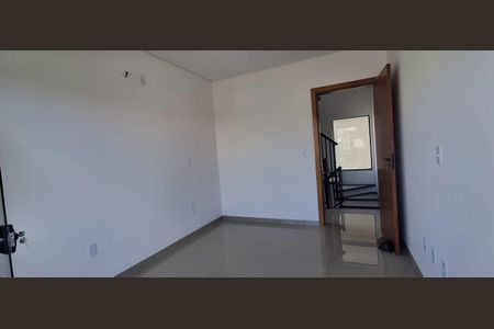 Casa de condomínio para alugar com 182m², 3 quartos e 1 vagaQuarto
