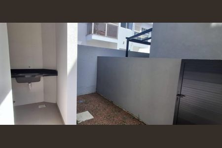 Casa de condomínio para alugar com 182m², 3 quartos e 1 vagaÁrea externa