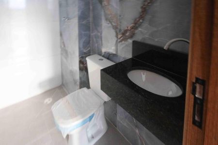 Apartamento para alugar com 40m², 2 quartos e sem vaga Apartamento para alugar com 40m², 2 quartos e sem vagaBanheiro