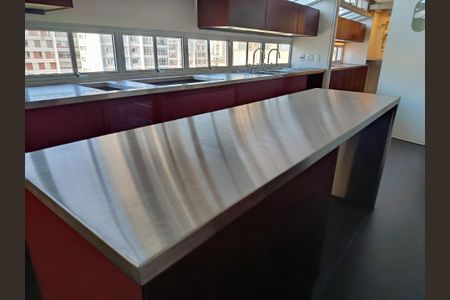 Apartamento à venda com 164m², 2 quartos e 1 vaga