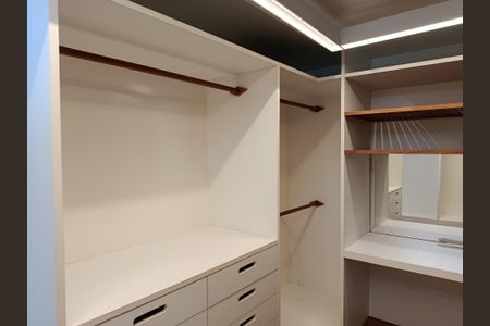 Apartamento à venda com 164m², 2 quartos e 1 vaga