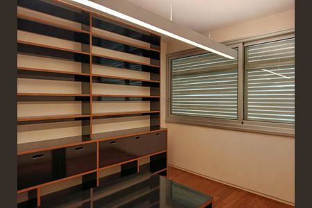 Apartamento à venda com 164m², 2 quartos e 1 vaga