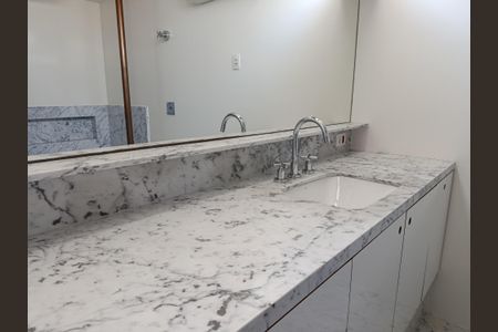 Apartamento à venda com 164m², 2 quartos e 1 vaga