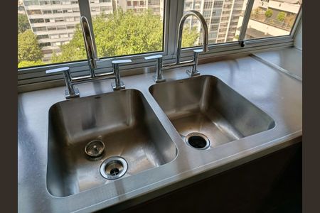 Apartamento à venda com 164m², 2 quartos e 1 vaga