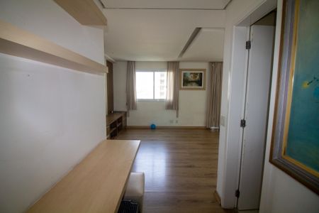 Apartamento para alugar com 123m², 3 quartos e 2 vagasEscritório