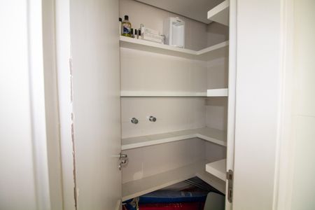 Apartamento para alugar com 123m², 3 quartos e 2 vagasÁrea de Serviço / Dispensa