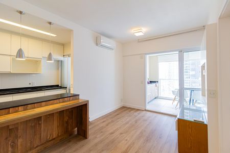 Sala/Cozinha de apartamento à venda com 1 quarto, 51m² em Vila Gertrudes, São Paulo