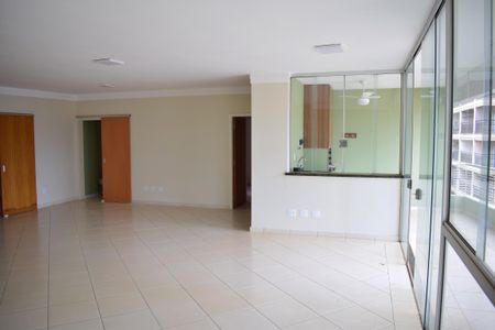 Apartamento para alugar com 200m², 5 quartos e 2 vagasSala