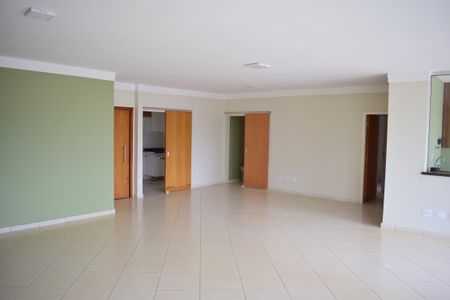 Apartamento para alugar com 200m², 5 quartos e 2 vagasSala