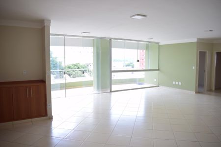 Apartamento para alugar com 200m², 5 quartos e 2 vagasSala