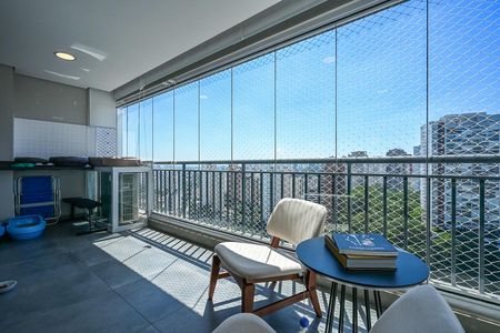 Apartamento à venda com 90m², 3 quartos e 2 vagasVaranda