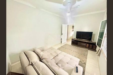 Casa à venda com 247m², 2 quartos e 2 vagasFoto 05