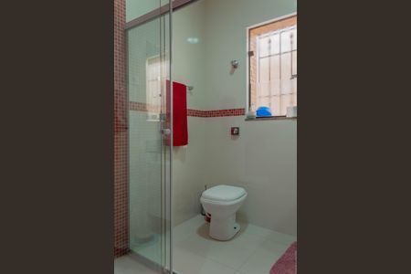 Casa à venda com 267m², 2 quartos e 2 vagas Casa à venda com 267m², 2 quartos e 2 vagasBanheiro