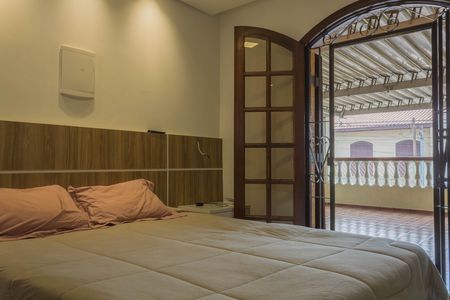 Casa à venda com 267m², 2 quartos e 2 vagas Casa à venda com 267m², 2 quartos e 2 vagasSuíte 1