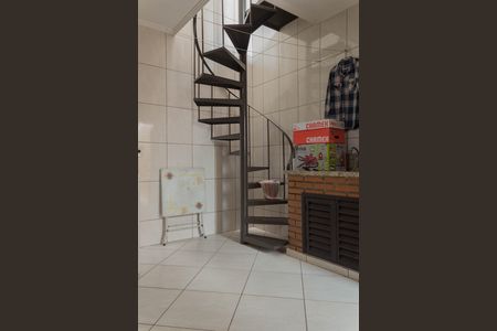Casa à venda com 267m², 2 quartos e 2 vagas Casa à venda com 267m², 2 quartos e 2 vagasÁrea de Serviço / Quintal