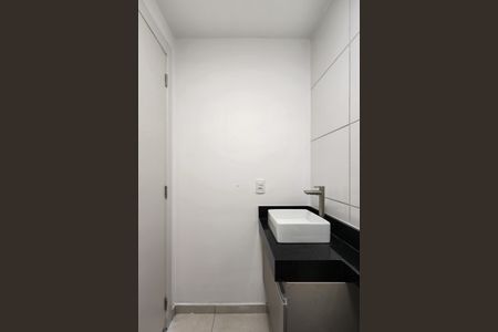 Apartamento para alugar com 43m², 2 quartos e sem vaga Apartamento para alugar com 43m², 2 quartos e sem vagaBanheiro