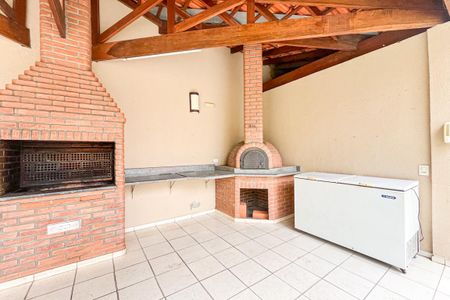 Apartamento para alugar com 63m², 2 quartos e 1 vaga Apartamento para alugar com 63m², 2 quartos e 1 vagaÁrea comum - Churrasqueira