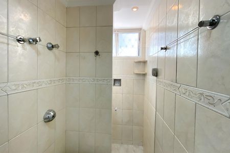 Apartamento para alugar com 235m², 3 quartos e 1 vagaBanheiro da Suíte 1