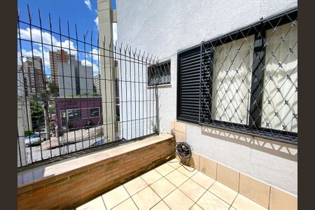 Apartamento para alugar com 235m², 3 quartos e 1 vagaVaranda