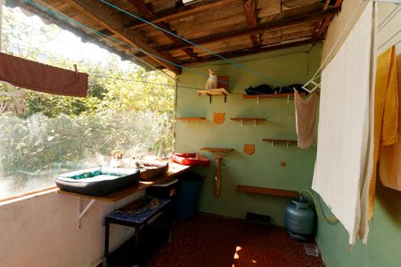 Casa à venda com 180m², 4 quartos e 4 vagasCasa 2