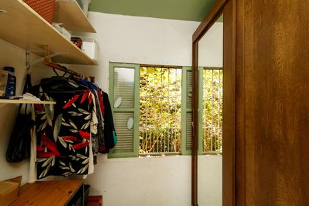 Casa à venda com 180m², 4 quartos e 4 vagasCasa 2