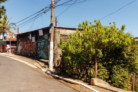 Casa à venda com 180m², 4 quartos e 4 vagasFachada