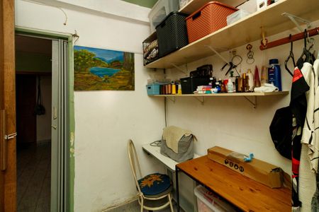 Casa à venda com 180m², 4 quartos e 4 vagasCasa 2
