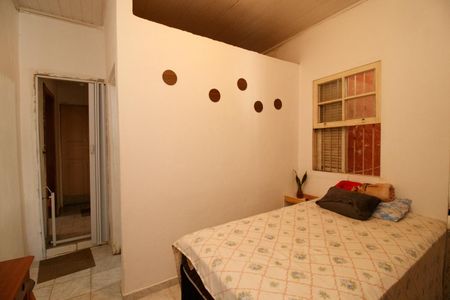 Casa à venda com 180m², 4 quartos e 4 vagasCasa 3