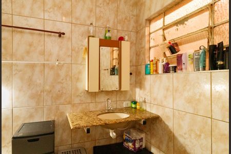 Casa à venda com 180m², 4 quartos e 4 vagasCasa 2