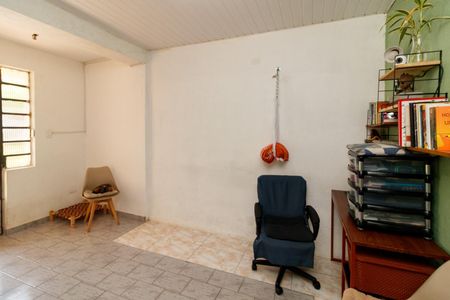 Casa à venda com 180m², 4 quartos e 4 vagasCasa 2