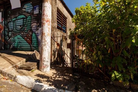 Casa à venda com 180m², 4 quartos e 4 vagasFachada