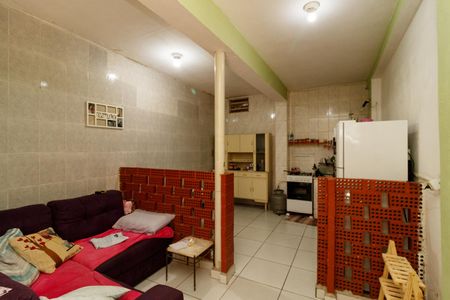 Casa à venda com 180m², 4 quartos e 4 vagasCasa 1
