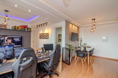 Sala de apartamento para alugar com 2 quartos, 67m² em Passo D’areia, Porto Alegre