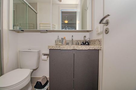 Apartamento para alugar com 67m², 2 quartos e 1 vaga Apartamento para alugar com 67m², 2 quartos e 1 vagaBanheiro da Suíte