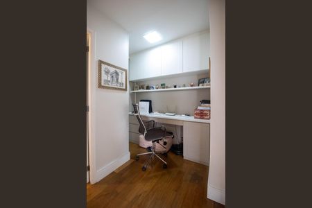 Apartamento para alugar com 145m², 3 quartos e 3 vagasEscritório