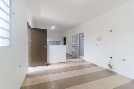 Sala de casa para alugar com 2 quartos, 120m² em Jardim Aeroporto I, Mogi das Cruzes