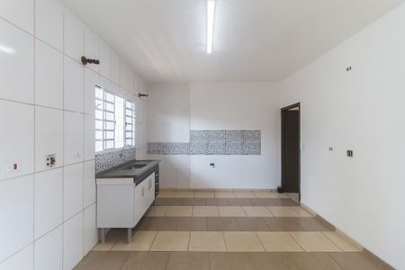 Casa para alugar com 120m², 2 quartos e 2 vagas Casa para alugar com 120m², 2 quartos e 2 vagasCozinha