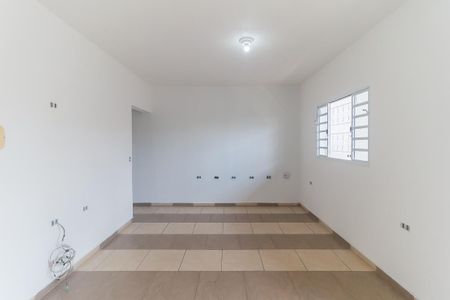 Sala de casa para alugar com 2 quartos, 120m² em Jardim Aeroporto I, Mogi das Cruzes
