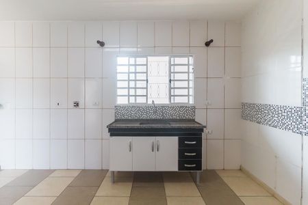 Casa para alugar com 120m², 2 quartos e 2 vagas Casa para alugar com 120m², 2 quartos e 2 vagasCozinha